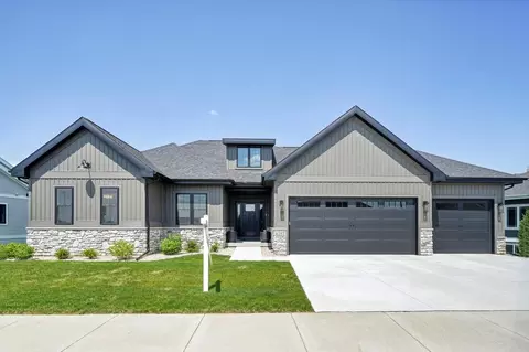 6251 Fountainhead Cir, Deforest, WI 53532