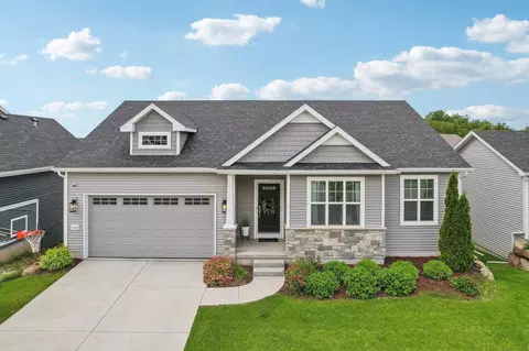 438 N Sugar Maple Ln, Verona, WI 53593