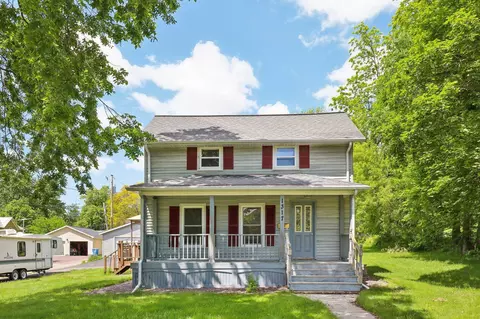 1317 East St, Baraboo, WI 53913