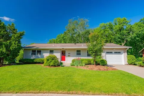 1034 Friar Ln, Madison, WI 53711