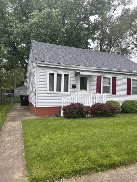 1752 W Grand Ave, Beloit, WI 53511