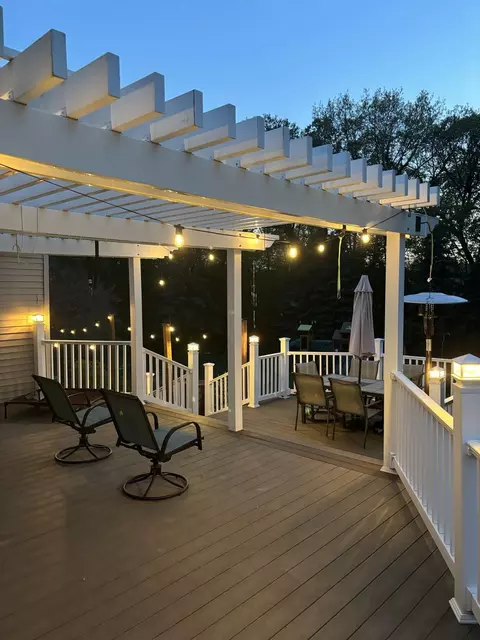 n6839 Donlin Drive, Pardeeville, WI 53954