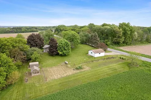 3628 Halverson Rd, Stoughton, WI 53589