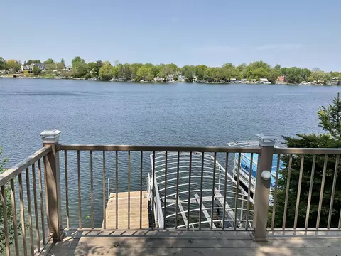 n50w35140 Wisconsin Ave, Oconomowoc, WI 53066