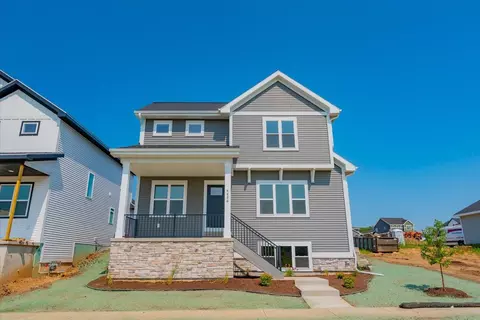 4826 Romaine Rd, Fitchburg, WI 53711