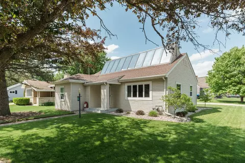 9 Chapman Pl, Waupun, WI 53963