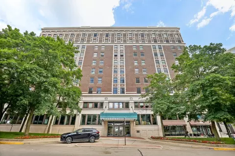 123 W Washington Ave #802, Madison, WI 53703