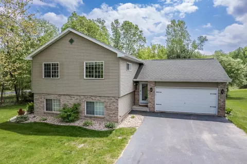 e9389 Magnolia Court, Wisconsin Dells, WI 53965