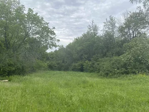 940 Calhoun Dr, Platteville, WI 53818