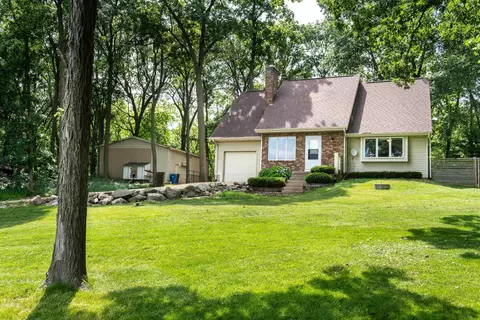 3069 Klubertanz Ln, Stoughton, WI 53589