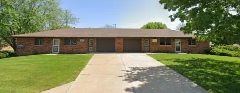 1029 N Main St, Dodgeville, WI 53533