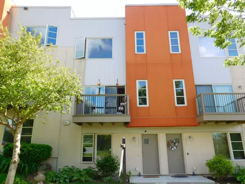 5831 Gemini Dr, Madison, WI 53718