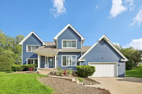 18 Schlough Ct, Madison, WI 53717