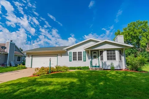 3214 Clove Dr, Madison, WI 53704