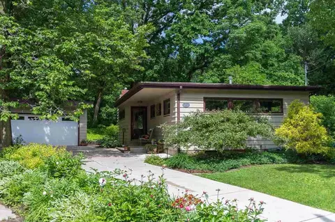 5758 Forsythia Pl, Madison, WI 53705