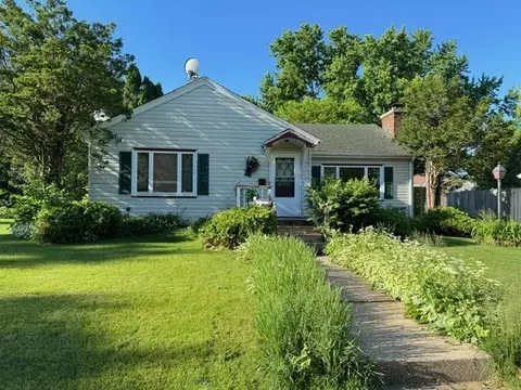 1332 Sherman Ave, Janesville, WI 53545