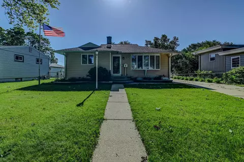 17 Schenk St, Madison, WI 53714