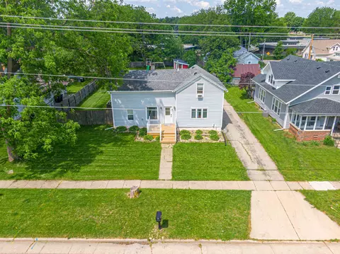 61 N Janesville St, Milton, WI 53563