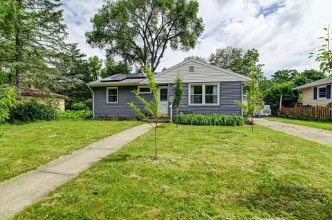 5522 Dahlen Dr, Madison, WI 53705