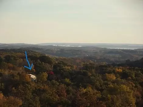 1280 Smokey Hollow Rd, Highland, WI 53543