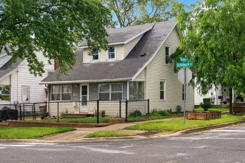 1740 Schlimgen Ave, Madison, WI 53704