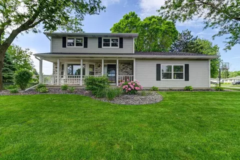 730 S Perry Pkwy, Oregon, WI 53575