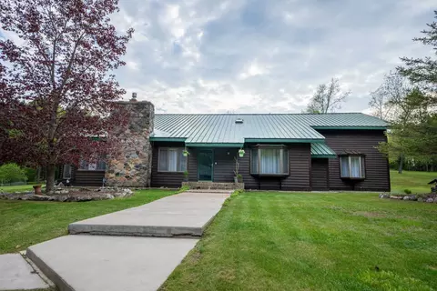 1633 Old Highway 69 E, Florence, WI 54121