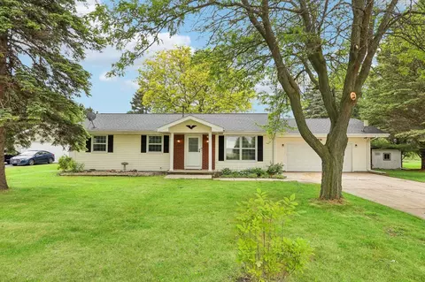 1516 S Hickory St, Fond Du Lac, WI 54937