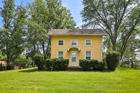 623 Lynn Ave, Baraboo, WI 53913