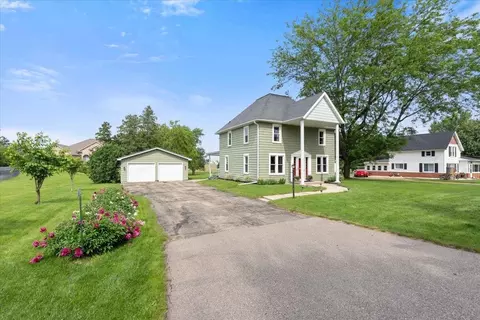 7761 Clinton Rd, Deforest, WI 53532