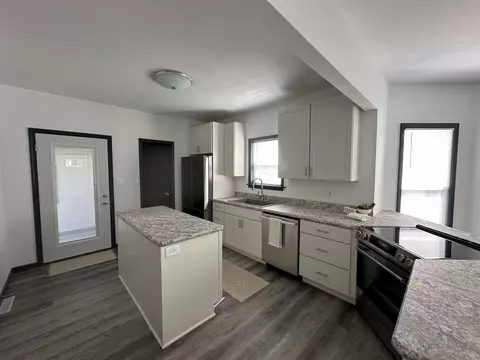 1742 17th St, Monroe, WI 53566