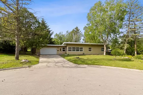 606 Wilson St, Edgerton, WI 53534
