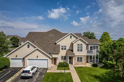 30 Keystone Way #21, Fitchburg, WI 53711