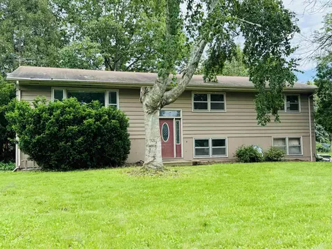 5519 Milwaukee St, Mcfarland, WI 53558