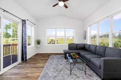 2611 Smoky Trl, Fitchburg, WI 53711