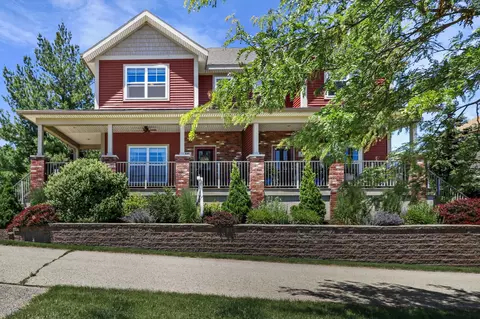 10 Sinatra Way, Fitchburg, WI 53711