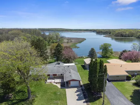 220 Gilbertson St, Markesan, WI 53946