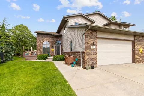 112 Renata Ct, Deforest, WI 53532
