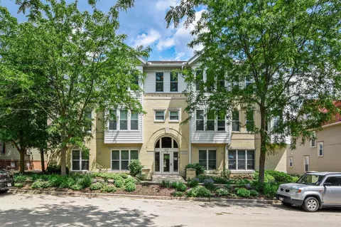 115 S Franklin St #103, Madison, WI 53703