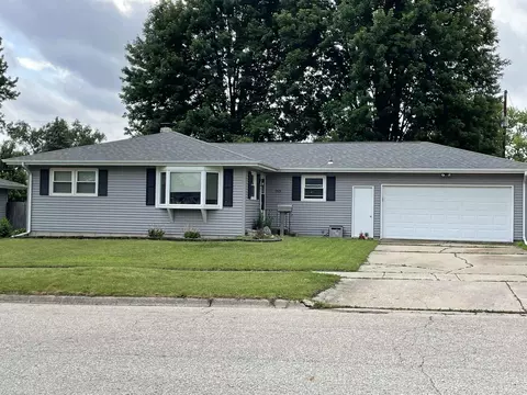 1519 Schaller St, Janesville, WI 53546