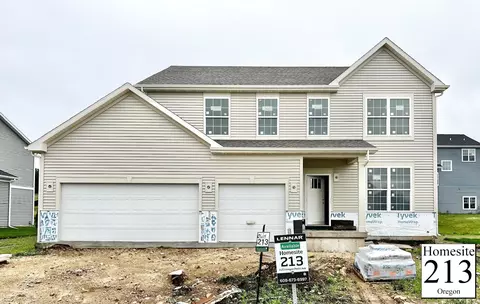 1123 Oregon Parks Ave, Oregon, WI 53575