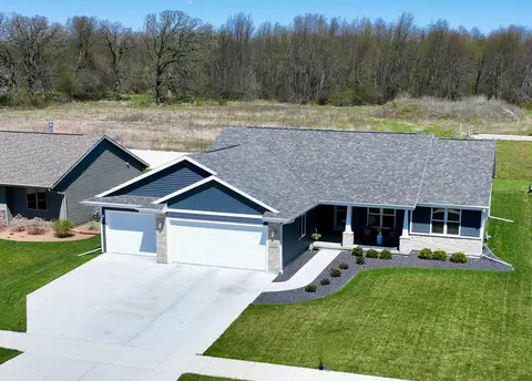 4233 Sandhill Dr, Janesville, WI 53546