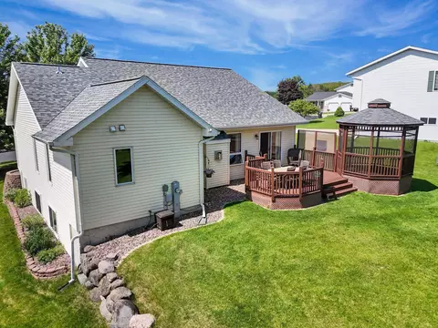 1071 Jills Ct, Waterloo, WI 53594