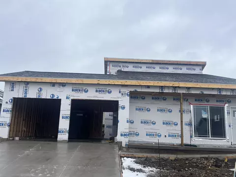 6648 Gehrig Pl, Deforest, WI 53532