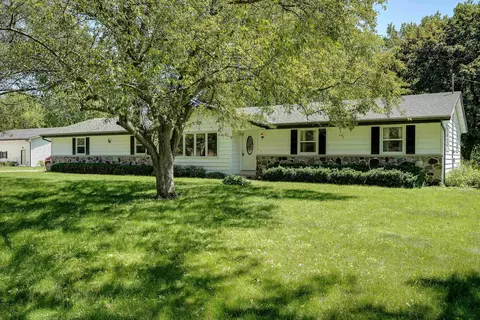 9108 County Road H, Edgerton, WI 53534