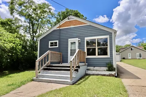 1654 Shore Dr, Beloit, WI 53511