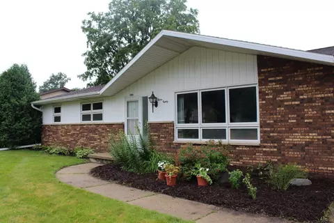 1280 Crossing Ridge Trl, Sun Prairie, WI 53590