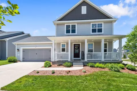 716 Quiet Pond Dr, Verona, WI 53593