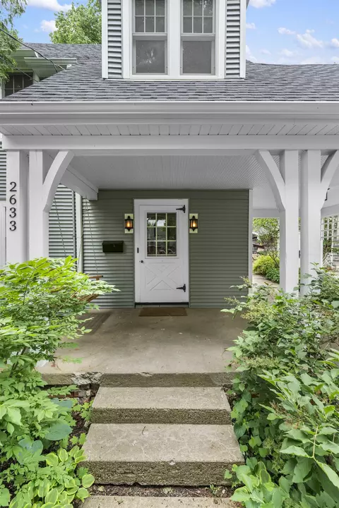 2633 Chamberlain Ave, Madison, WI 53705