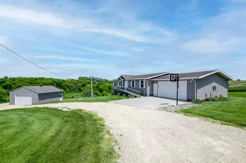 8724 S Ridge Rd, Mount Hope, WI 53816